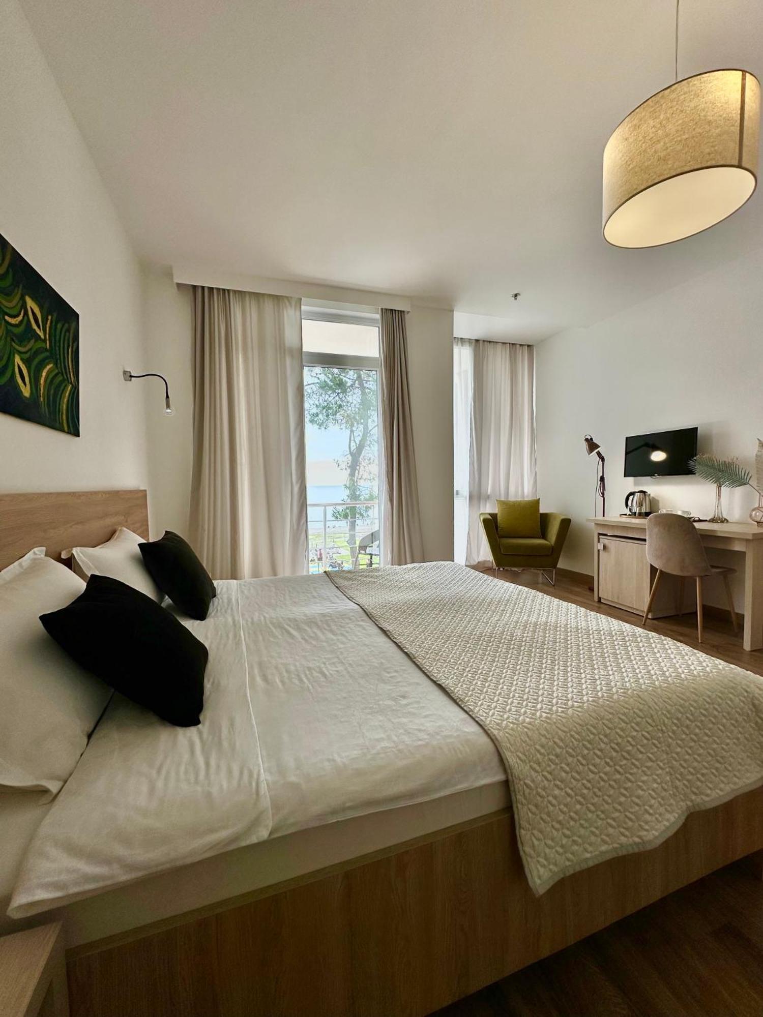 Hotel Molecule Шекветили Екстериор снимка